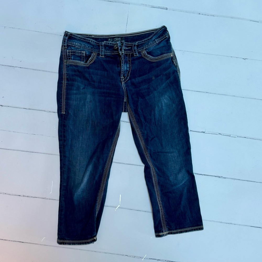 Silver Suki Surplus Capris. Size 28
